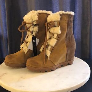 Sorel Joan of Arctic wedge II shearling 5.5